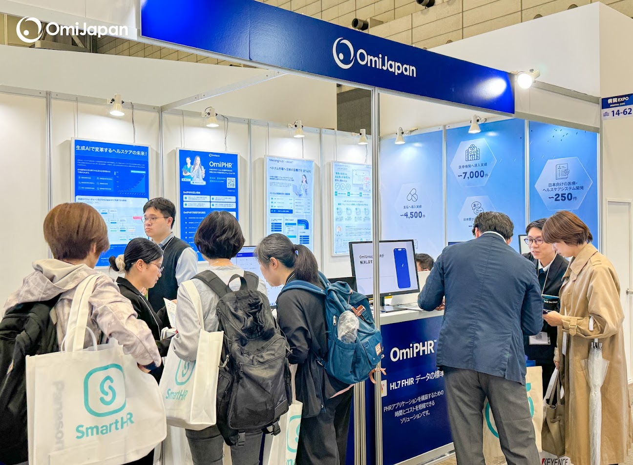 OmiJapan's booth attracts significant attention 